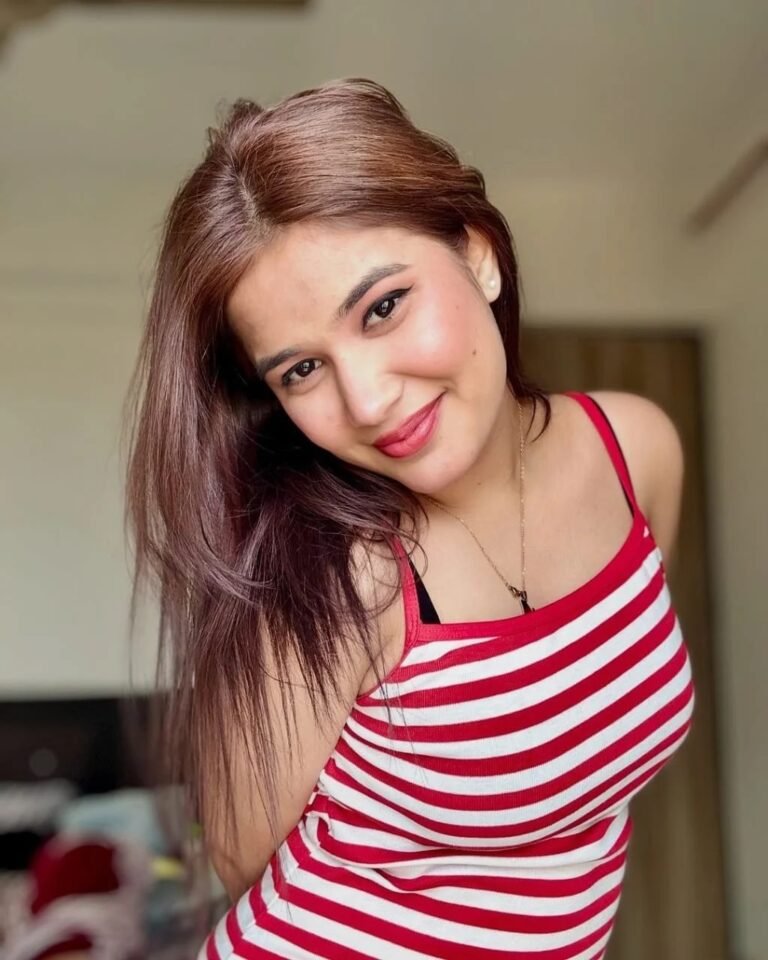 Book Call Girls in Greater Noida to Fulfill Your Fantasies