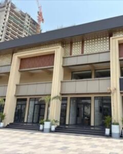 Showroom for Sale in Lucknow – Investment in the Heart of Uttar Pradesh