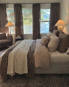 Redefine Calm Living with Linen Blinds and Neutral Curtains