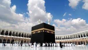 How to Choose the Best Ramadan Umrah Package: A Complete Pilgrim’s Guide (History, Budget, and Blessings)