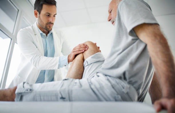 Top Reasons to Consult an Orthopedic Surgeon in Jaipur – Dr. Girish Gupta