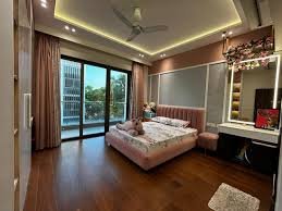 luxury service Apartment in Delhi