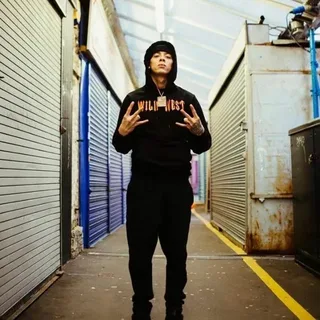 Trapstar: The Streetwear Powerhouse and the Timeless Appeal of the Trapstar Kurtka