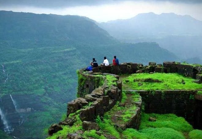 Kolhapur to Pune Cab | Kolhapur to Pune Taxi