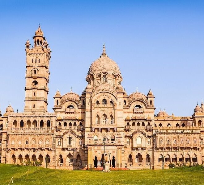 Rajkot to Vadodara Taxi | Rajkot to Vadodara Cab