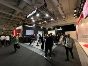 How Can Frankfurt Exhibition Stands Turn Visitors Into Business Opportunities?