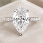 How Pear Shaped Lab Grown Diamond Rings Offer Lasting Beauty