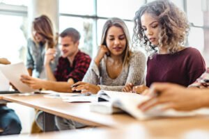 Top IBPS Coaching in Delhi for Concept Clarity, Practice Sessions and Exam-Focused Preparation – BST Competitive Classes