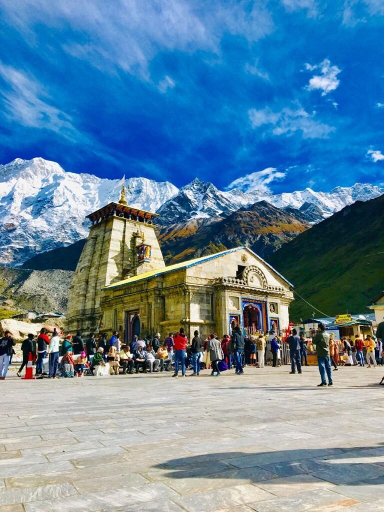 Taxi From Dehradun To Kedarnath | Check Fare & Book Taxi Online