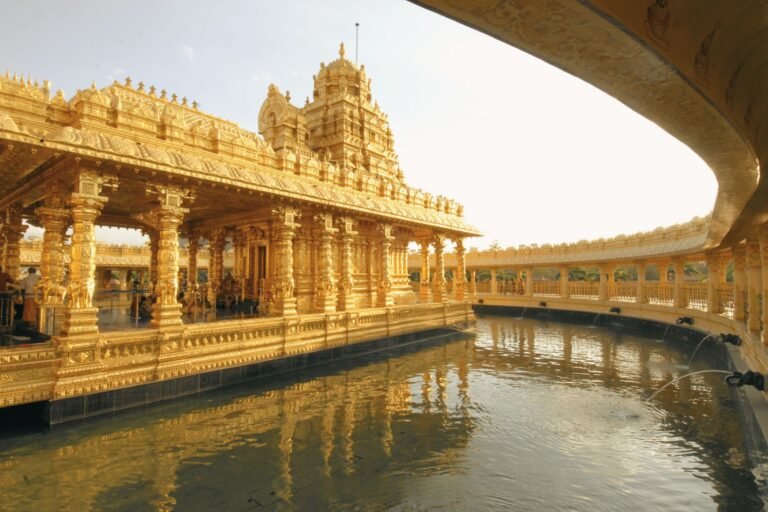 Chennai to Vellore Taxi Price | Check Taxi Fare & Book Online