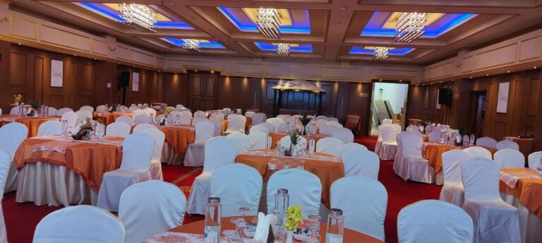 Reserve your best 5 star hotels in leh