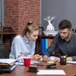 How Dissertation Experts Help Students Choose the Right Dissertation Topic
