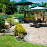 Red Rock Outdoor Living: Choosing an Outdoor Living Space Contractor